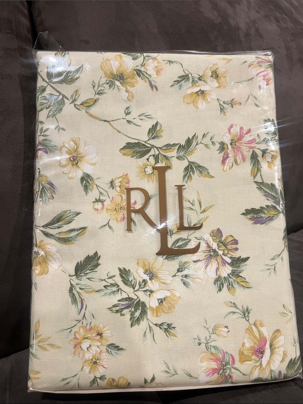 Ralph Lauren Newberry floral butter tablecloth 60” x 84” oblong